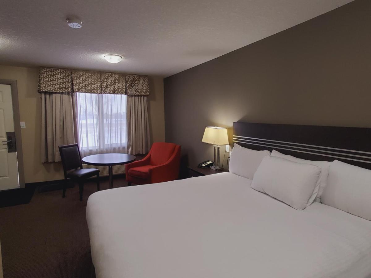 Royal Lodge Edmonton Esterno foto