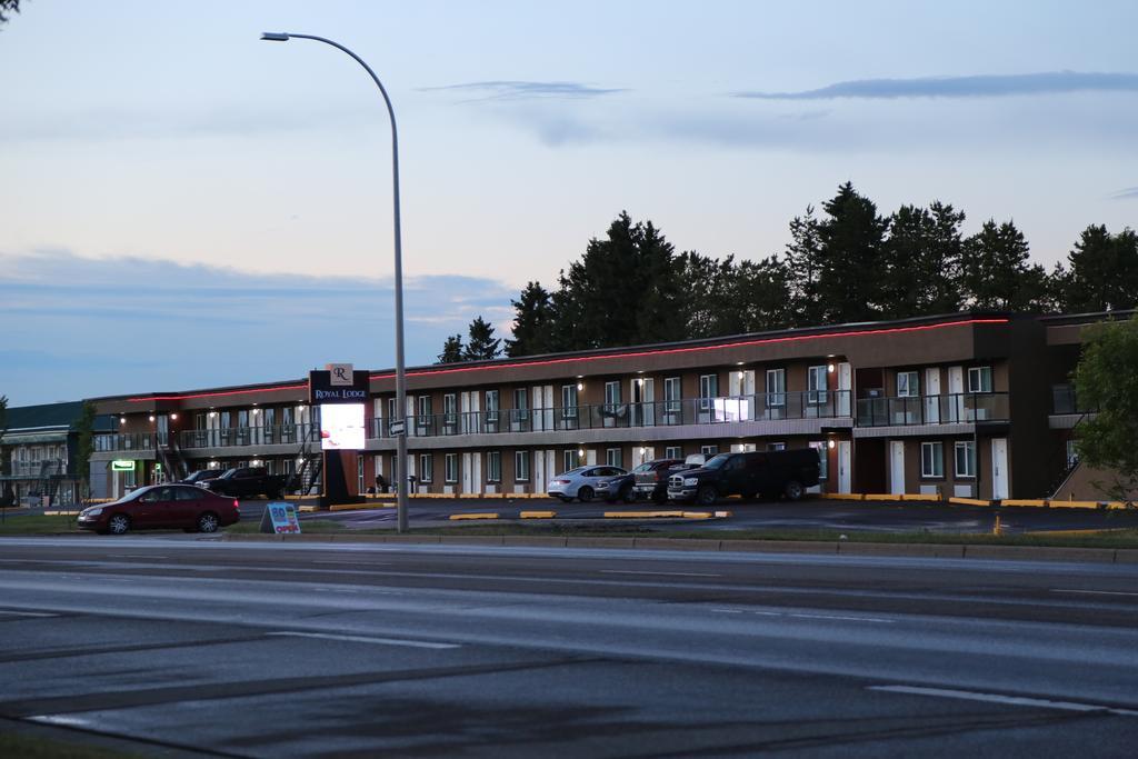 Royal Lodge Edmonton Esterno foto