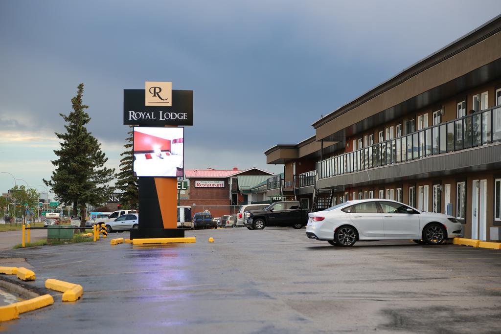 Royal Lodge Edmonton Esterno foto