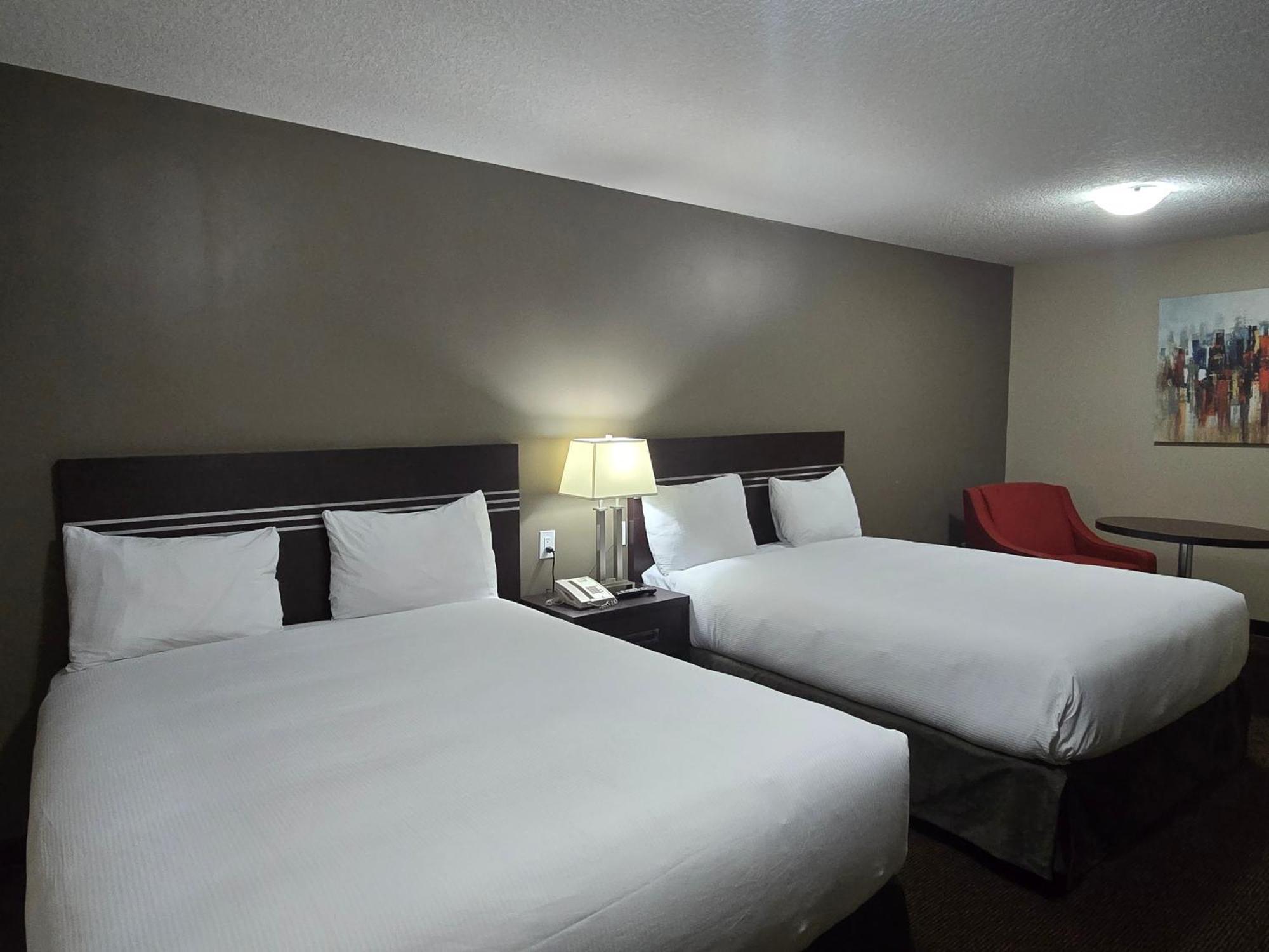 Royal Lodge Edmonton Esterno foto