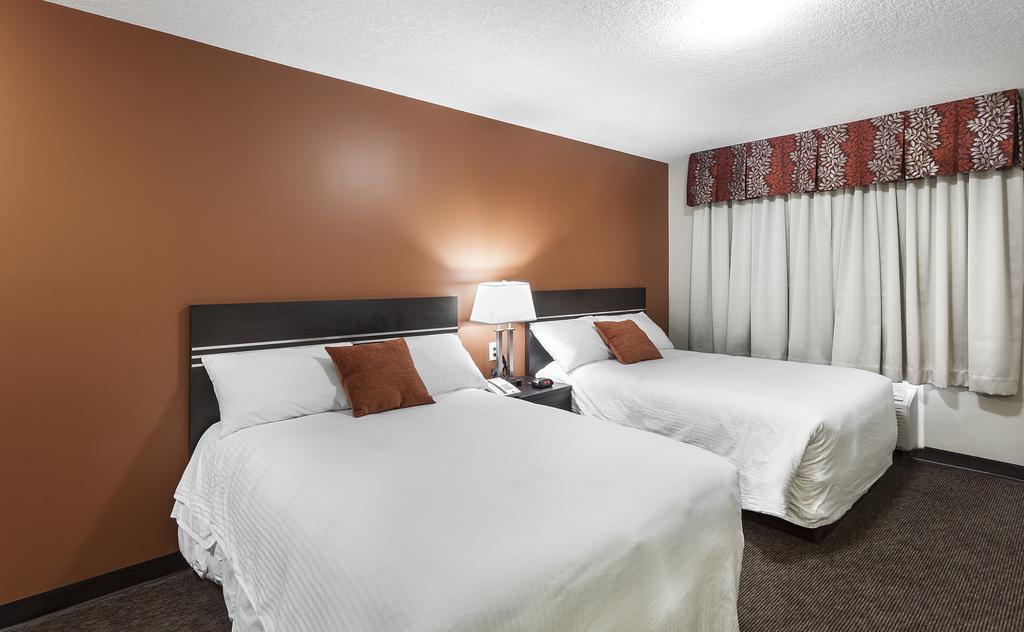 Royal Lodge Edmonton Esterno foto