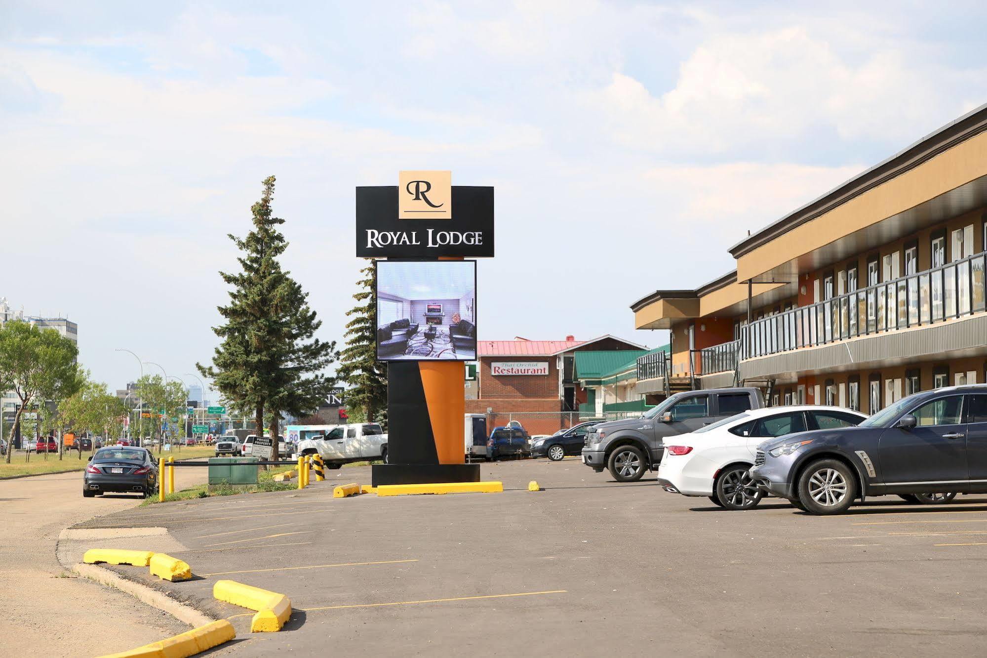 Royal Lodge Edmonton Esterno foto