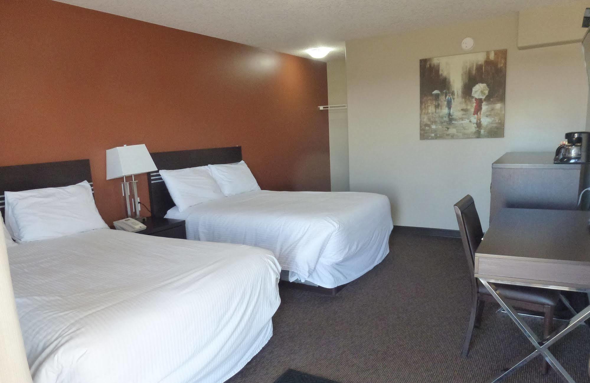 Royal Lodge Edmonton Esterno foto