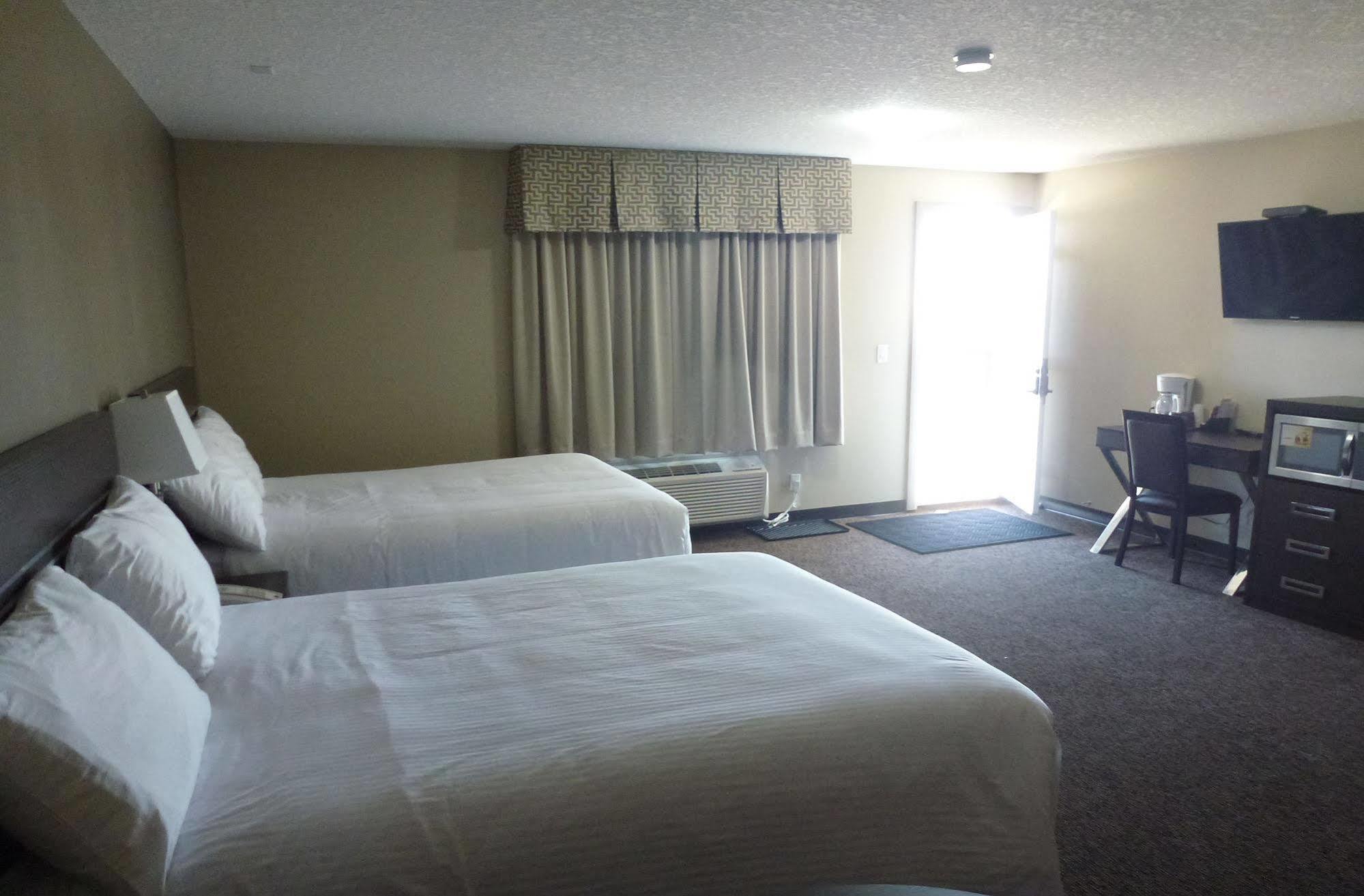 Royal Lodge Edmonton Esterno foto